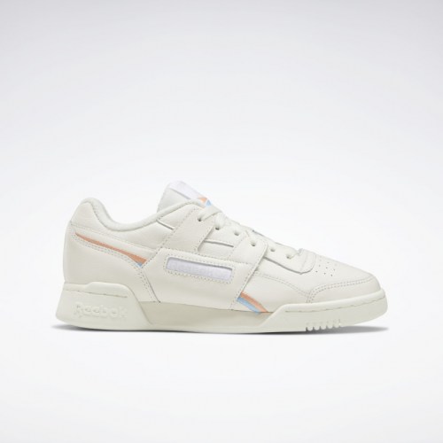 Workout_Lo_Plus_Shoes_Weiss_EF8064_01_standard